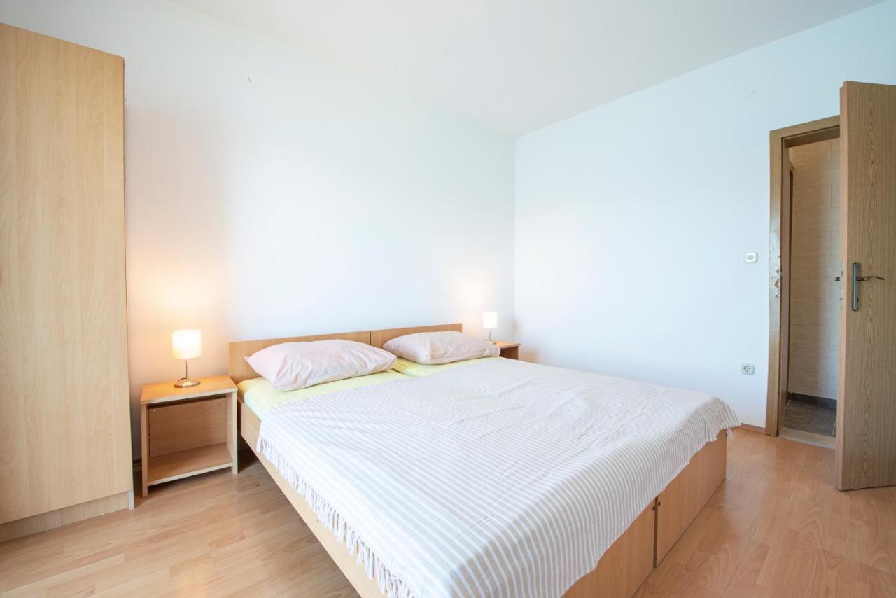 Apartment Ivusic Dubrava (Dubrovnik-Neretva)